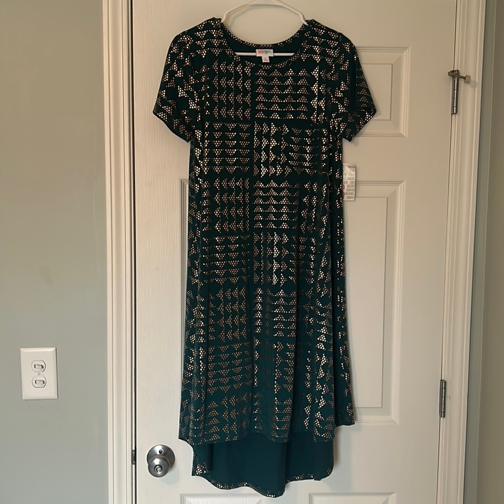 LuLaRoe small elegant carly